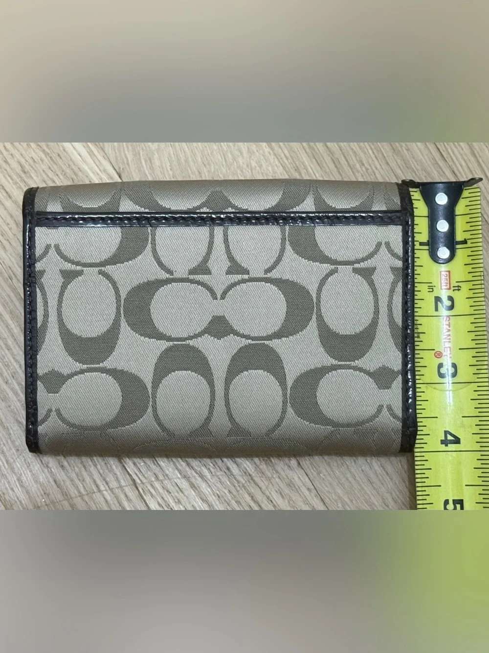 NWOT - Coach Ashley/Soho Pleated Signature Small Flap Wallet